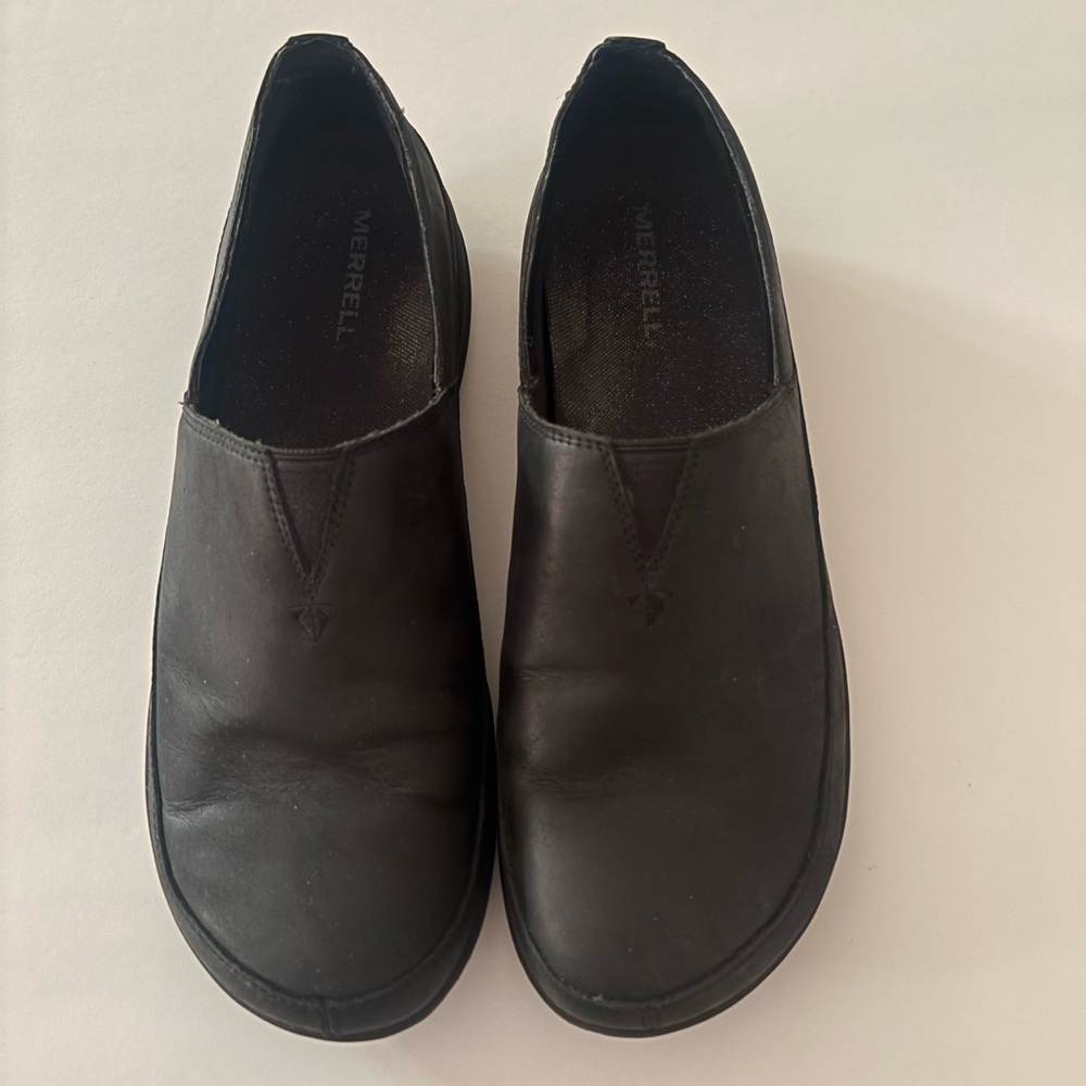 Merrell black shoes - size 10